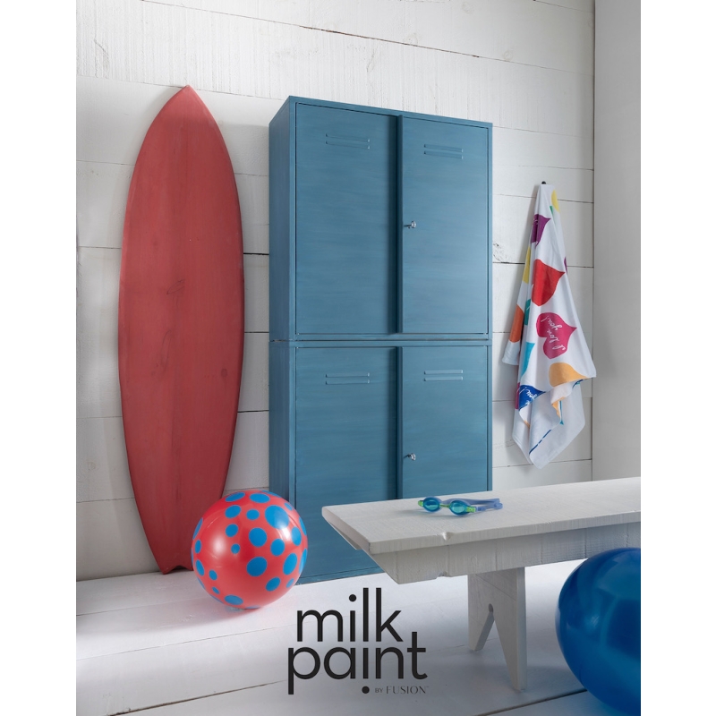 Poolside_Fusion_Milk_Paint_Powder_Metal_Lockers__HR_201015_3273-Edit.jpeg