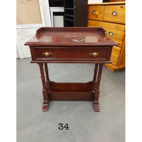 Ajalehehoidja / abilaud